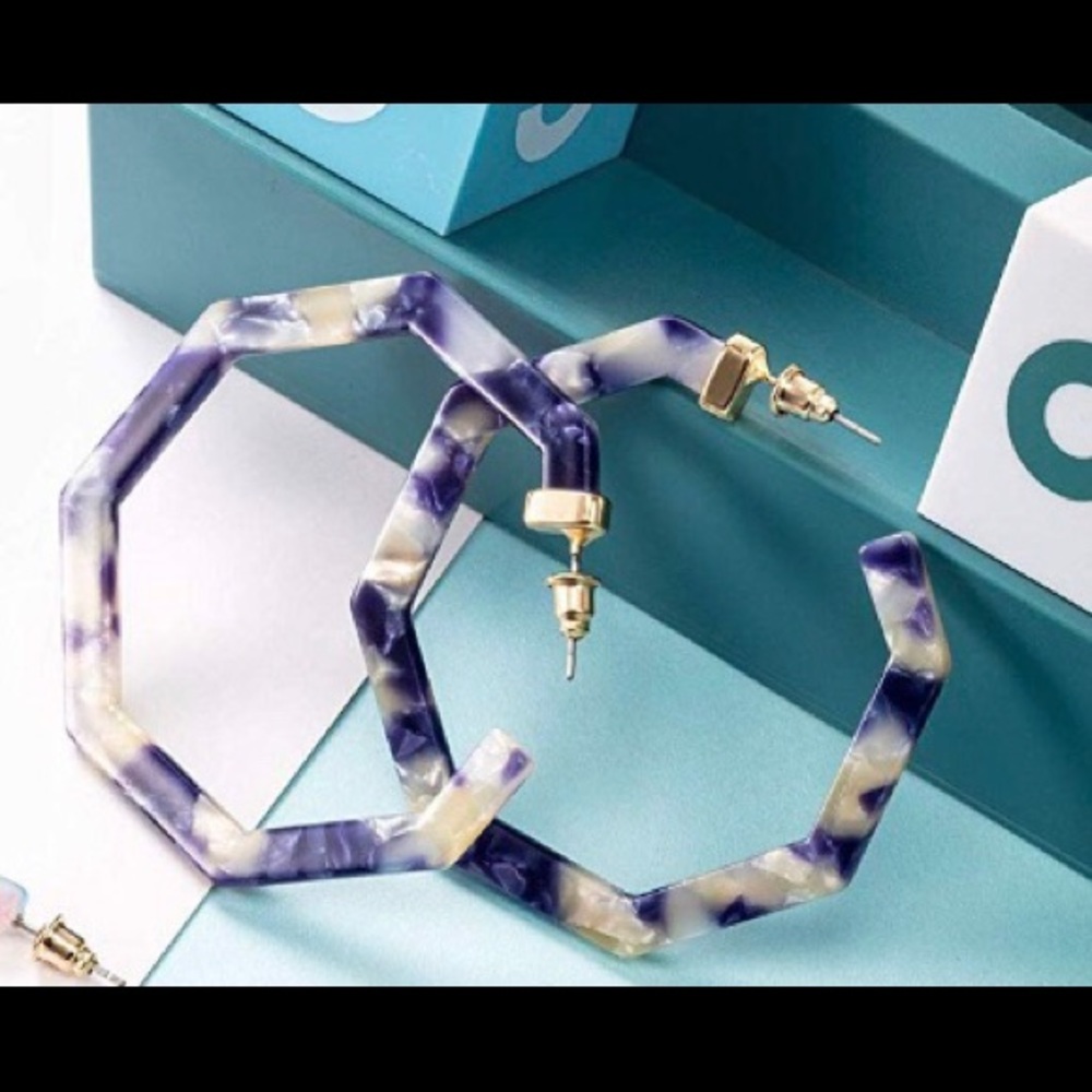 Navy and white resin hoop  earrings